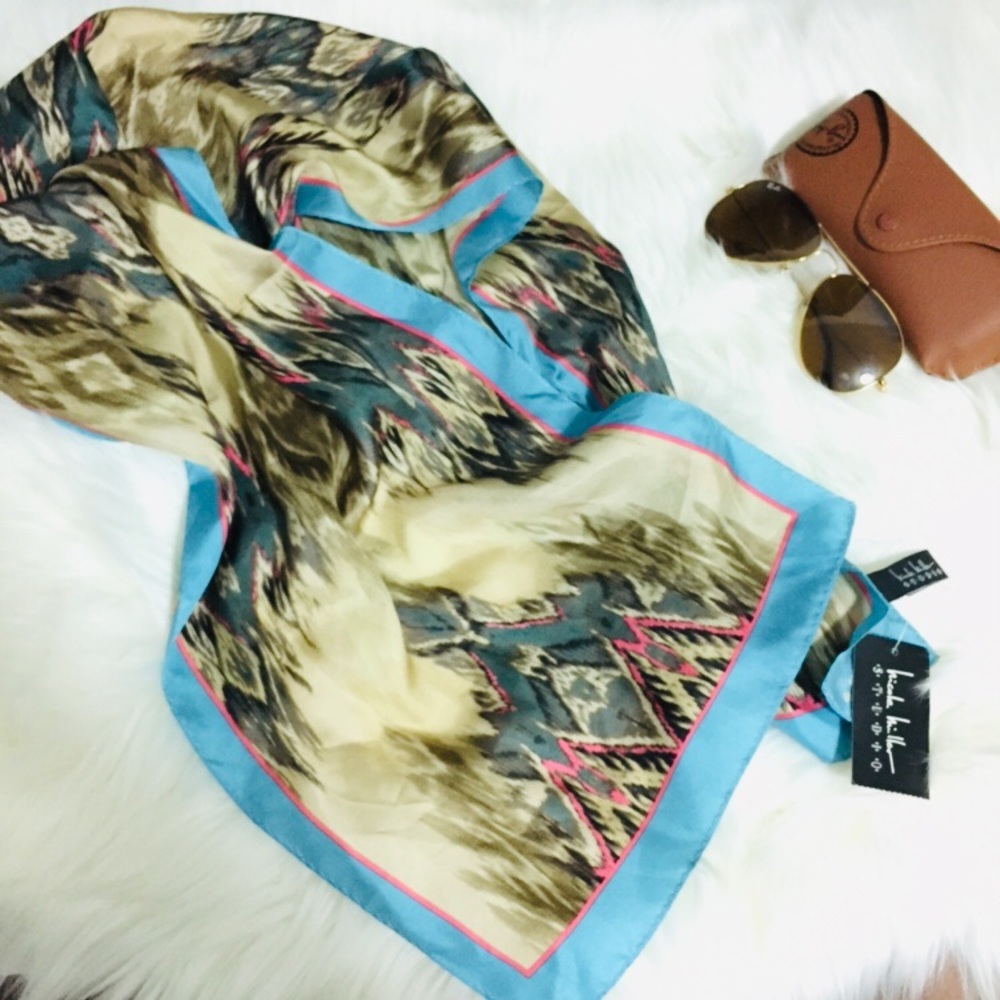 NWT Nicole Miller Shawl - Picture 1 of 4